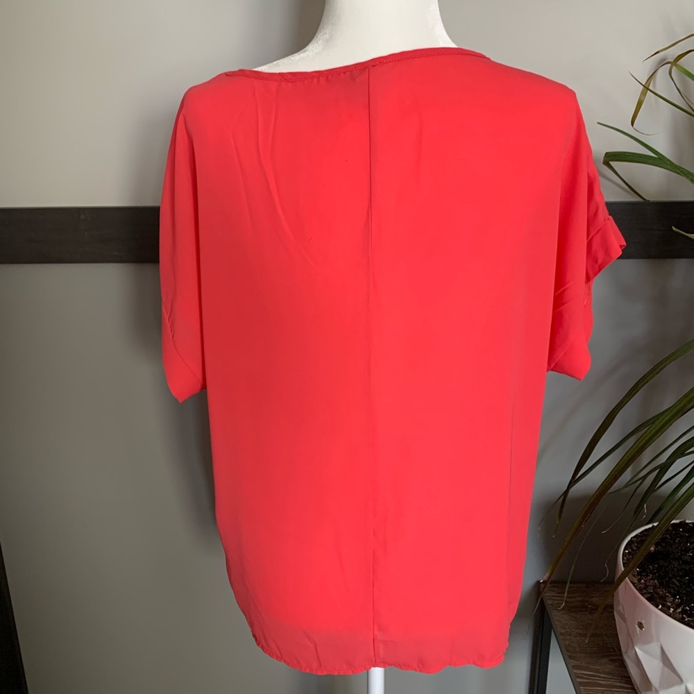 FRANCESCA’S COLLECTION short sleeve over sizes - Picture 5 of 14